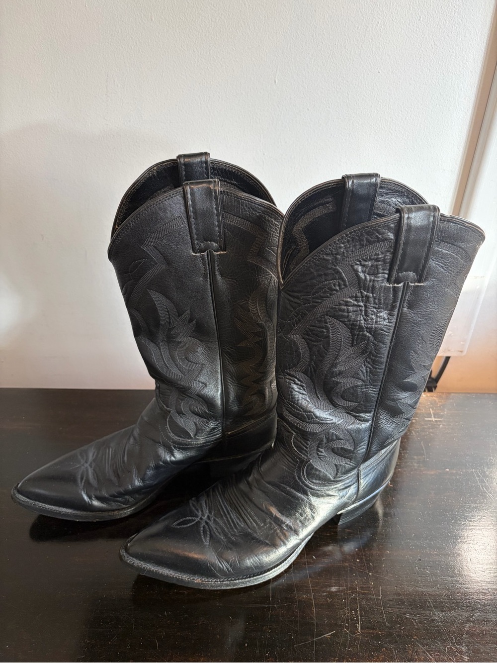 Justin Boots Black Leather Western Cowboy Boots
